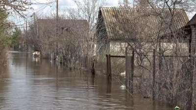 Ситуация с паводками стабилизировалась в одном регионе Казахстана (видео)