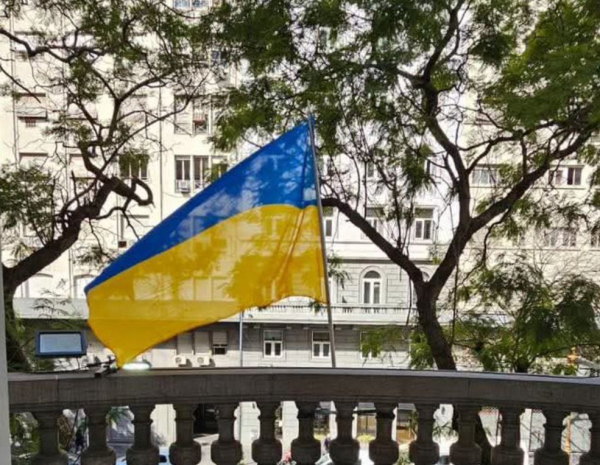 Шарий продемонстрировал паспорт сотрудника ГУР, организовавшего взрыв в Монако