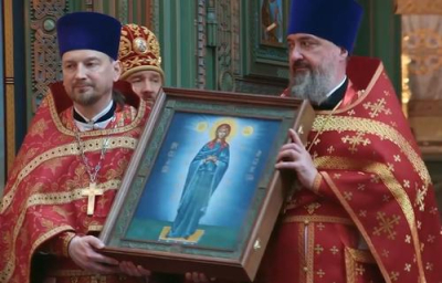 Покров над окопами: Патриарх Кирилл передал Луганскую икону Божией Матери бойцам 3-й армии