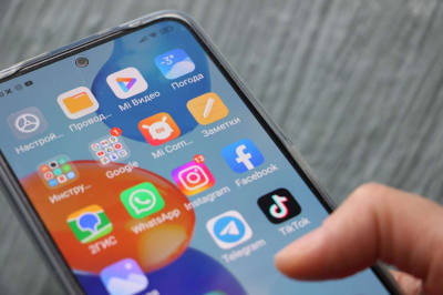 Власти Малайзии запретят тинэйджерам пользоваться соцсетями