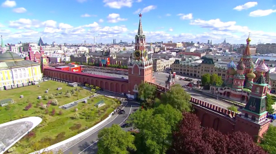Токаев на Параде Победы в Москве: встреча с Путиным и участие в торжествах