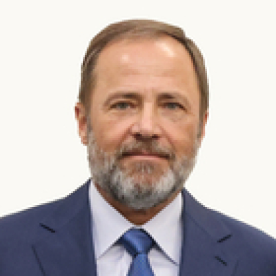 Игорь Комаров поздравил жителей ПФО с наступающим Днем защитника Отечества