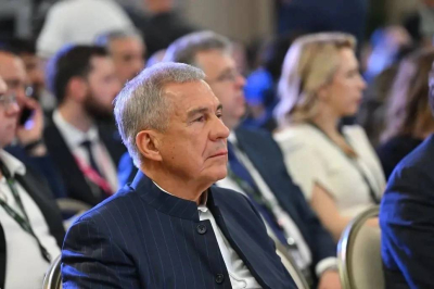 Минниханов в Узбекистане принял участие в главной пленарной сессии &laquo;Иннопрома&raquo;