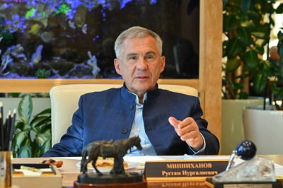 Минниханов поздравил татарстанцев с Днём родного языка и 140-летием Тукая