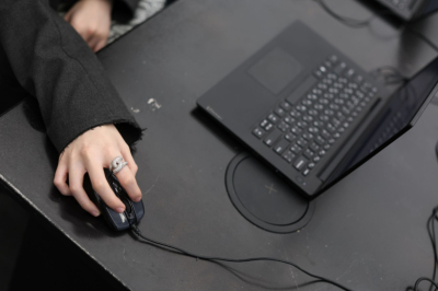 Платформа VK AdBlogger снизила порог входа в программы монетизации