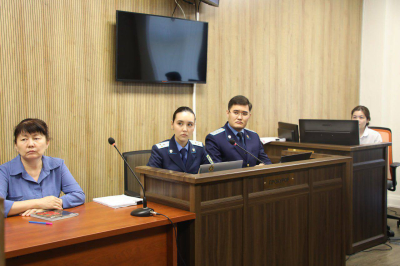 «Есть через кого замутить диплом?»: в суде зачитали переписку Перизат Кайрат