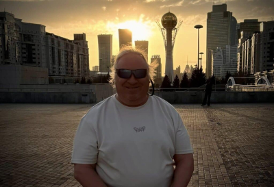 Голливудский продюсер репостнул видео ко Дню госсимволов РК
