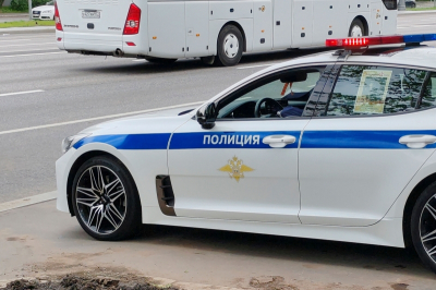 Замначальника ОМВД Кронштадта задержали за попытку украсть 3 млн рублей по поддельной аварии
