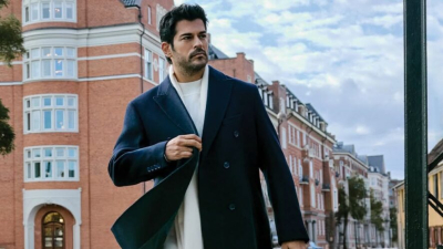 Фото за 25 тысяч: Бурак Озчивит в Казани неприятно удивил фанатов ценами на снимок с ним 21/04/2026 &ndash; Новости