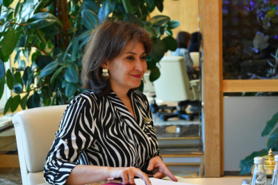 Лейла Фазлеева поздравила татарстанцев с Днём наставника