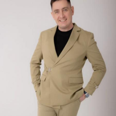 Легко относятся к работе, сразу увольняются: певец Ризат Рамазанов посетовал на поколение зумеров