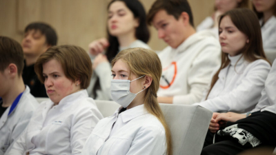 В Госдуме предложили не наказывать студентов за незначительное использование нейросетей 22/05/2026 &ndash; Новости